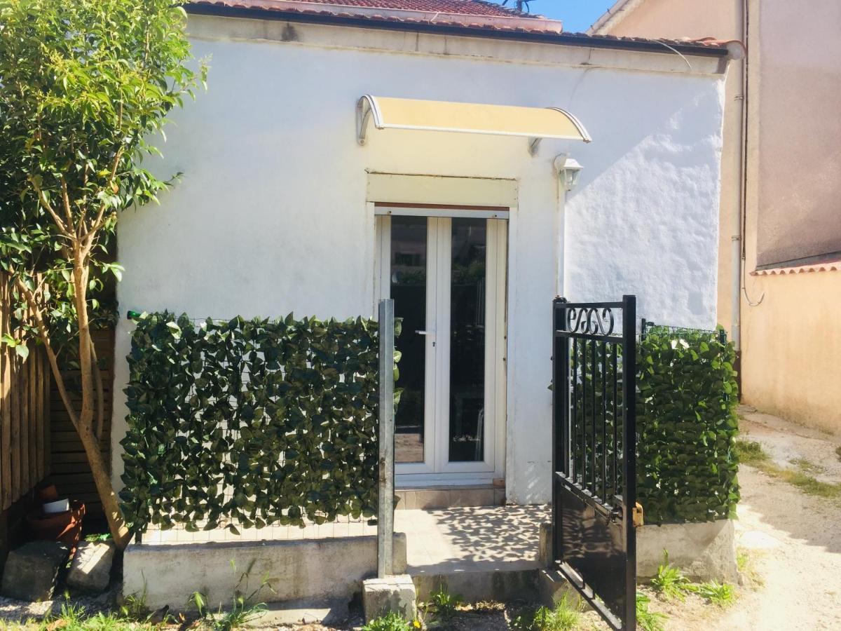 Superbe Studio indépendant entre mer et campagne Le Pradet Exterior foto
